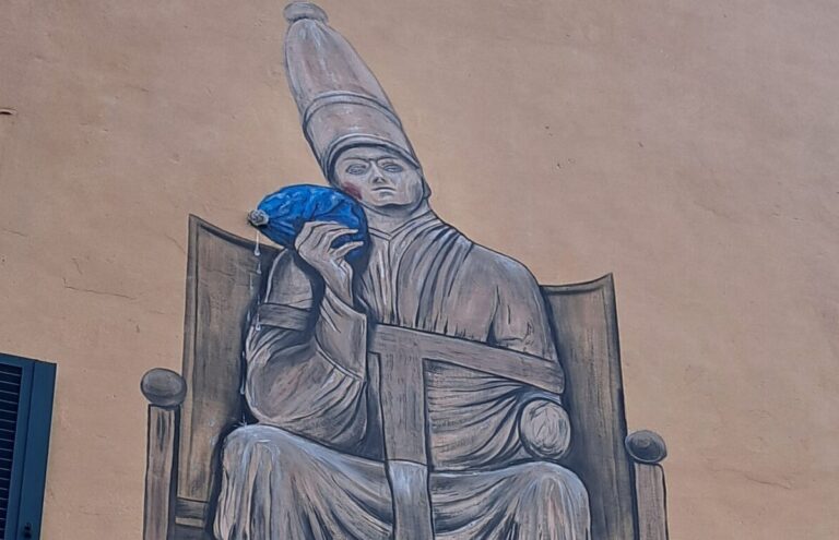 Dettaglio dell'opera di Maupal a Fiuggi